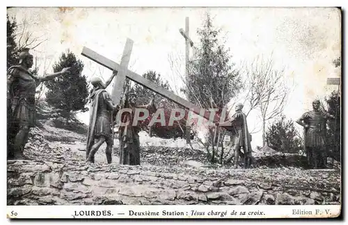 Ansichtskarte AK Lourdes Deuxieme Station Jesus Charge de Sa croix