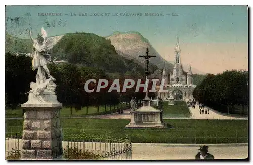 Ansichtskarte AK Lourdes La Basilique Et le Calvaire Breton