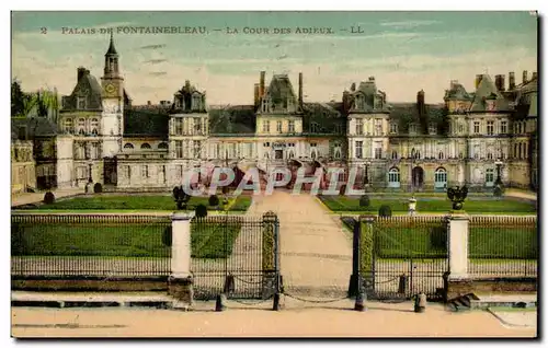 Cartes postales Fontainebleau Palais La cour des adieux