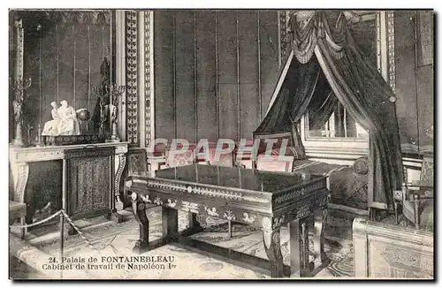 Ansichtskarte AK Fontainebleau Cabinet de travail de Napoleon 1er