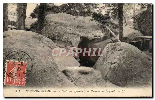 Ansichtskarte AK Fontainebleau La foret Apremont Caverne des Brigands