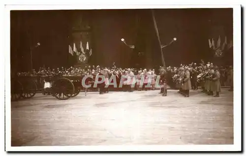 Cartes postales Funerailles Du Marechal Foch Mars Depart de Notre Dame Le clerge Mars 1929 Paris Militaria