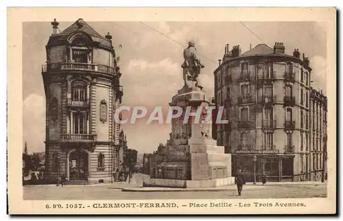 Cartes postales Clermont Ferrand Place Delille Les Trois Avennes