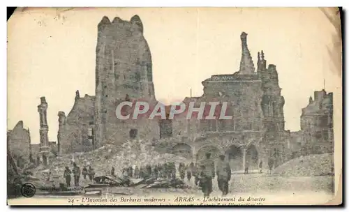 Cartes postales Arras L&#39Achevement Du Desastre Militaria