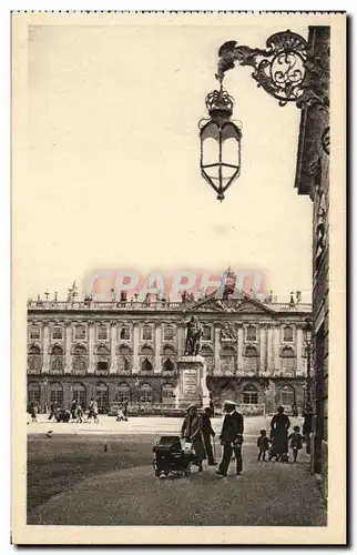 Cartes postales Nancy Statue De Stanislas Et L&#39Hotel De Ville