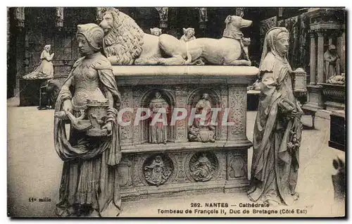 Cartes postales Nantes Cathedrale Tombeau de Francois II duc de Bretagne Lion