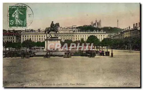 Ansichtskarte AK Lyon La Statue de Louis XIV Place Bellecour