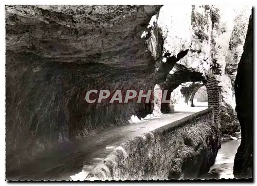 Ansichtskarte AK Les Belles Alpes Francaises Le Vercors La Route a l&#39interieur des Grands Goulets