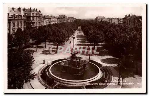 Cartes postales Valence Boulevard Bancel et fontaine monumentale