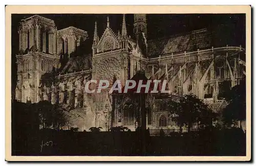 Cartes postales Paris En Flanant Notre Dame Illuminee