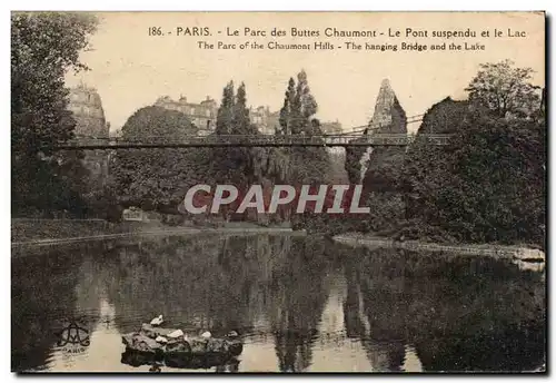 Cartes postales Paris Le Parc des Buttes Chaumont Le Pont suspendu et le Lac