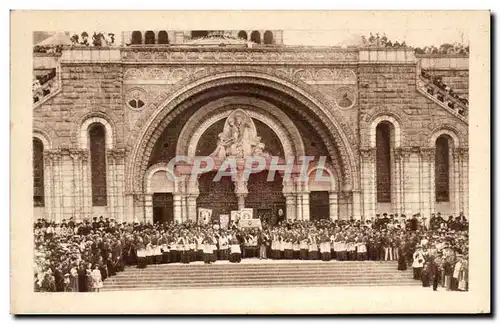 Ansichtskarte AK Lourdes entree Du rosaire Benediction Du Tres St Sacrement