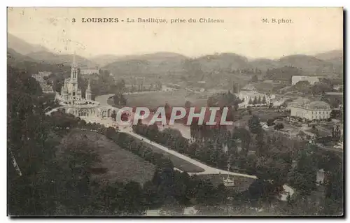 Cartes postales Lourdes La basilique Prise du Chateau