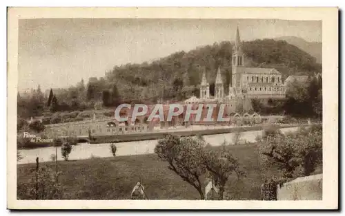 Cartes postales Lourdes La Basilique Vue Laterale