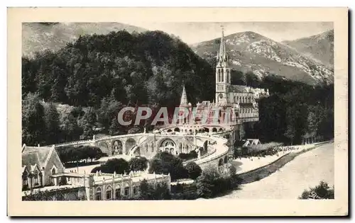 Cartes postales Lourdes La Basilique