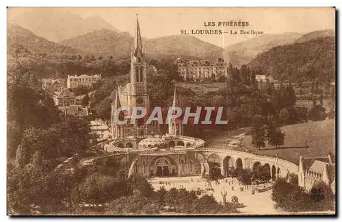 Cartes postales Les Pyrenees Lourdes La Basillque