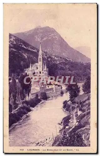 Cartes postales Lourdes La Basilique Et Le Gave