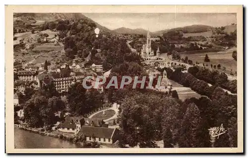 Ansichtskarte AK Lourdes Vue panoramique sur le Calvaire et la Basilique