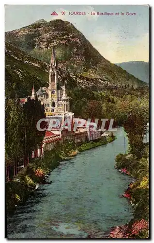 Cartes postales Lourdes La Basilique et le Gave