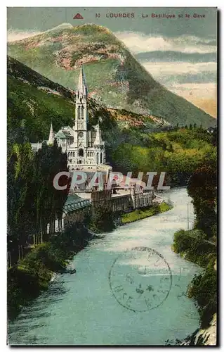 Cartes postales Lourdes La basilique et le Gave