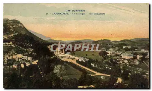 Cartes postales Les Pysenees Lourdes La Basilique Vue Plongeante