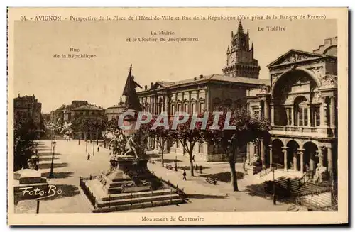 Cartes postales Avignon Perspective De La Place De L'Hotel De Ville Et Rue De La Republique