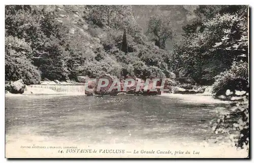 Cartes postales Fontaine De Vaucluse La Grande Cascade Prise Du lac