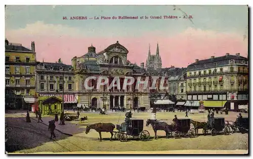 Cartes postales Angers Place du ralliement et le grand theatre