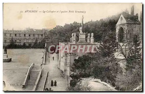 Cartes postales Avignon Le calvaire et l'ancien petit seminaire