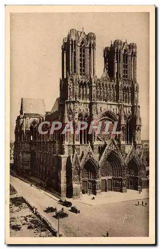 Cartes postales Reims La Cathedrale