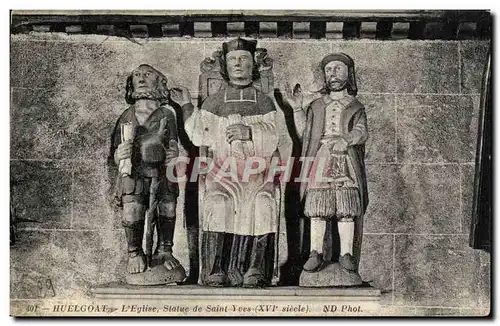 Cartes postales Le Huelgoat L'Eglise Statue de Saint Yves