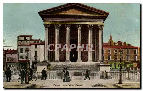 Cartes postales Nimes La Maison Carree