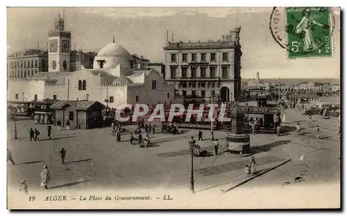 Cartes postales Alger La place du Gouvernement