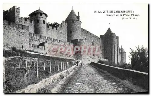 Ansichtskarte AK La Cite De Carcassonne Montee de la Porte d&#39Aude