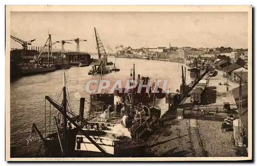 Ansichtskarte AK Nantes Le Port Les Quais Bateaux