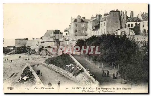 Ansichtskarte AK Saint Malo Les Remparts de Bon Secours The Remparts of Bon Secours