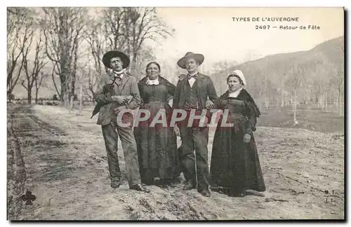 Cartes postales Types de l&#39Auvergne Retour de Fete Folklore Costume