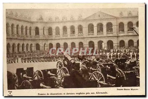 Cartes postales Remise de decorations et deniers trophees pris Allemands Publicite Ricqles Militaria