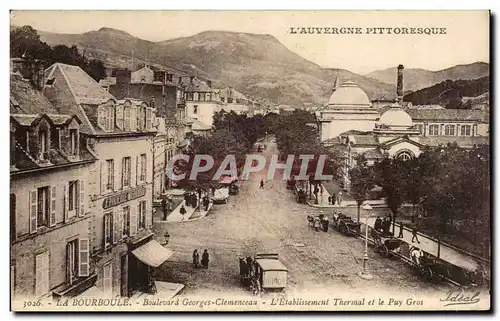 Cartes postales La Bourboule Boulevard George Clemenceau L&#39Etablissement thermal et le Puy Gros