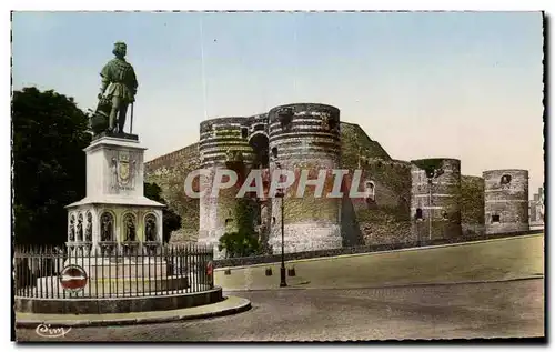 Cartes postales Angers Statue du Roi Rene et le Chateau