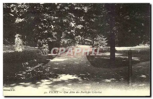 REPRO Vichy Une Allee des Parcs des Celestins