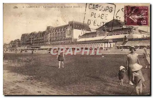 Cartes postales Cabourg Le Casino et le Grand Hotel