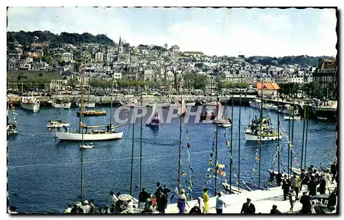 Ansichtskarte AK Deauville Trouville Le Bassin des Yachts Bateaux