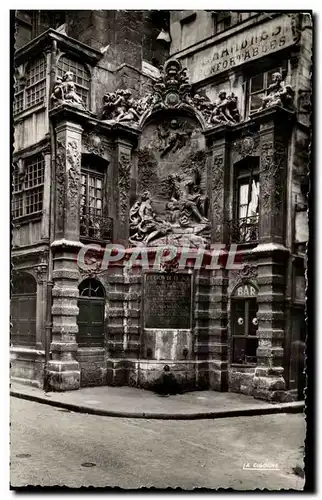 Cartes postales Rouen La Fontaine du Gros Horloge