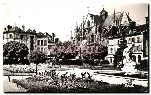 Cartes postales Troyes L&#39Eglise St Urbain Parc de la Prefecture