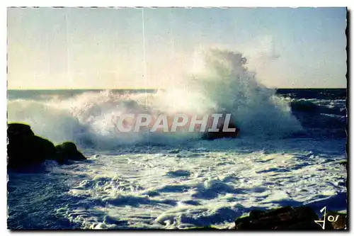 Cartes postales Bretagne En Couleurs Effet de vague sur la Cote Bretonne