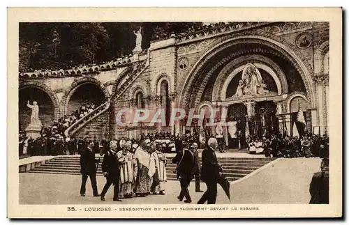 Ansichtskarte AK Lourdes Benediction Du Saint Sachrment Devant Le Rosaire