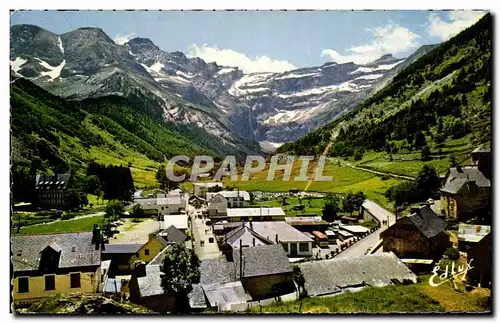 Cartes postales moderne Gavarnie Le Cirque et le Village