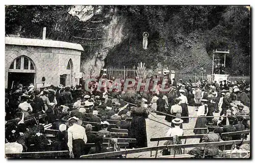 Cartes postales Lourdes La grotte