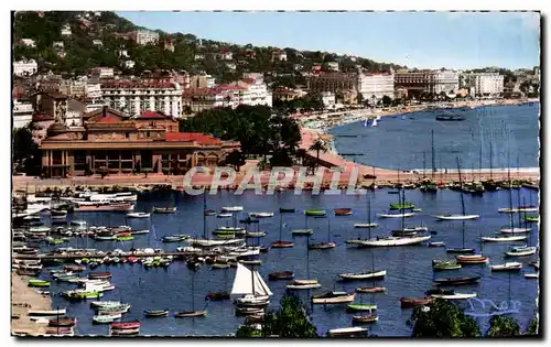 Cartes postales La Cote D&#39Azur Cannes Le Port et la Croisette